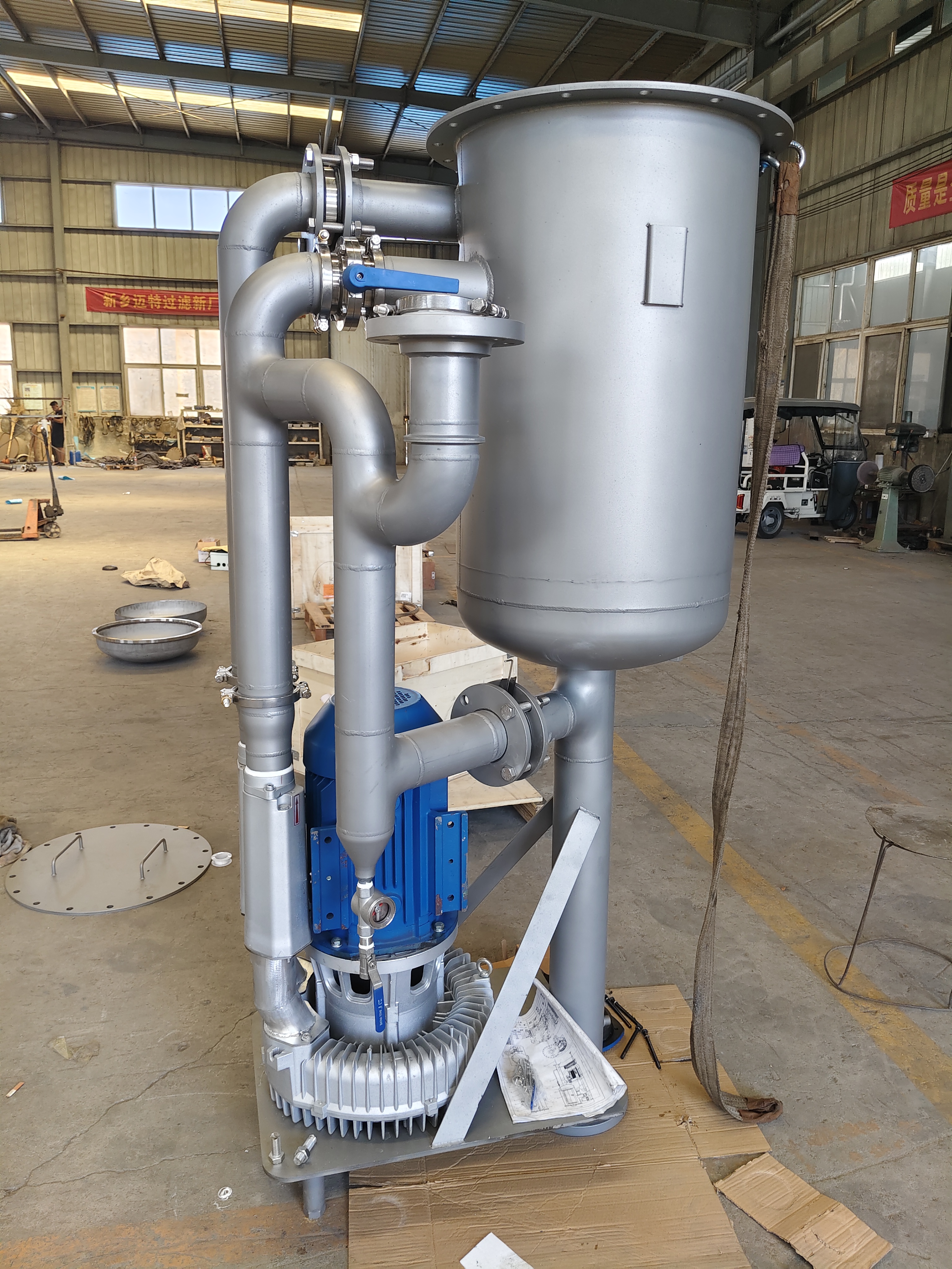 5.5kw防爆式油霧分離，500方風(fēng)機(jī)油霧分離器發(fā)貨送客戶手中，